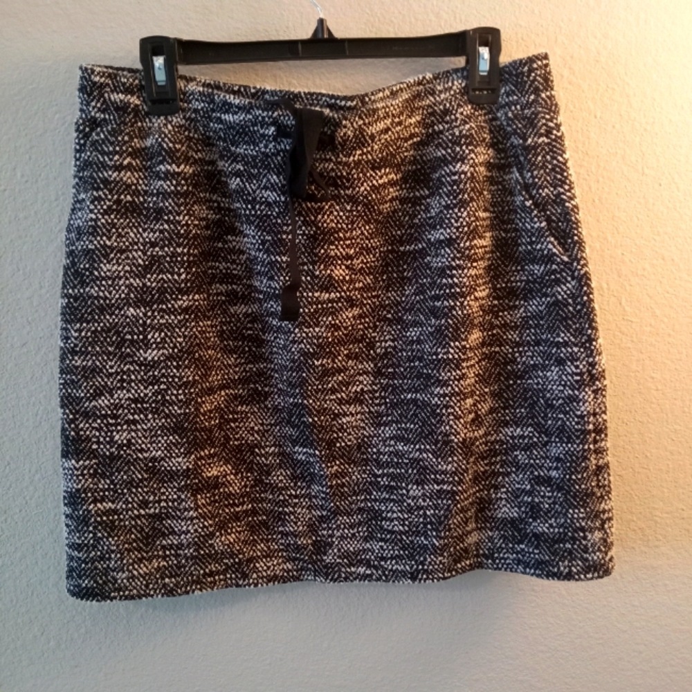 Loft Black and White Skirt